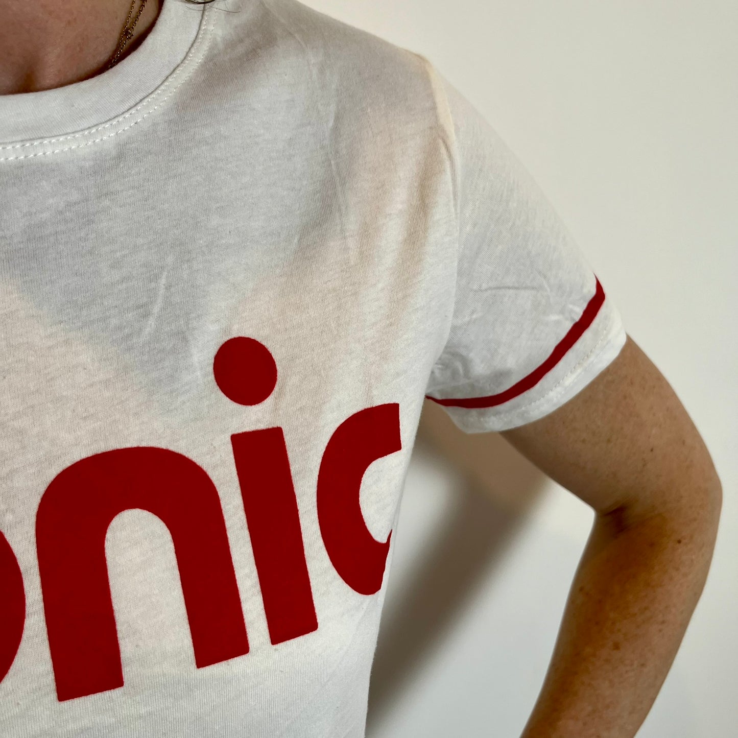 Tshirt "ICONIC" - PRIX REDUIT 9,95 € -50% directement dans le panier